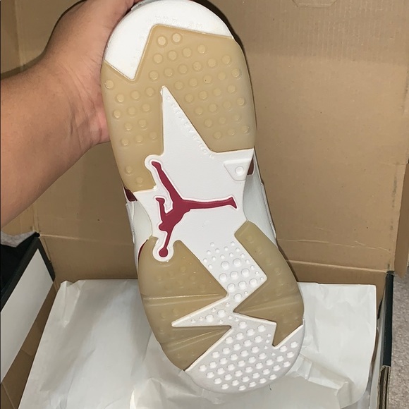 Air jordan MAROON 6 retro OG - Picture 3 of 4